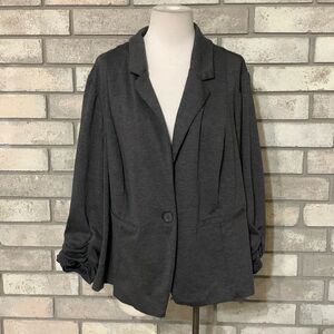 3for$20 jacket size 22/24w
